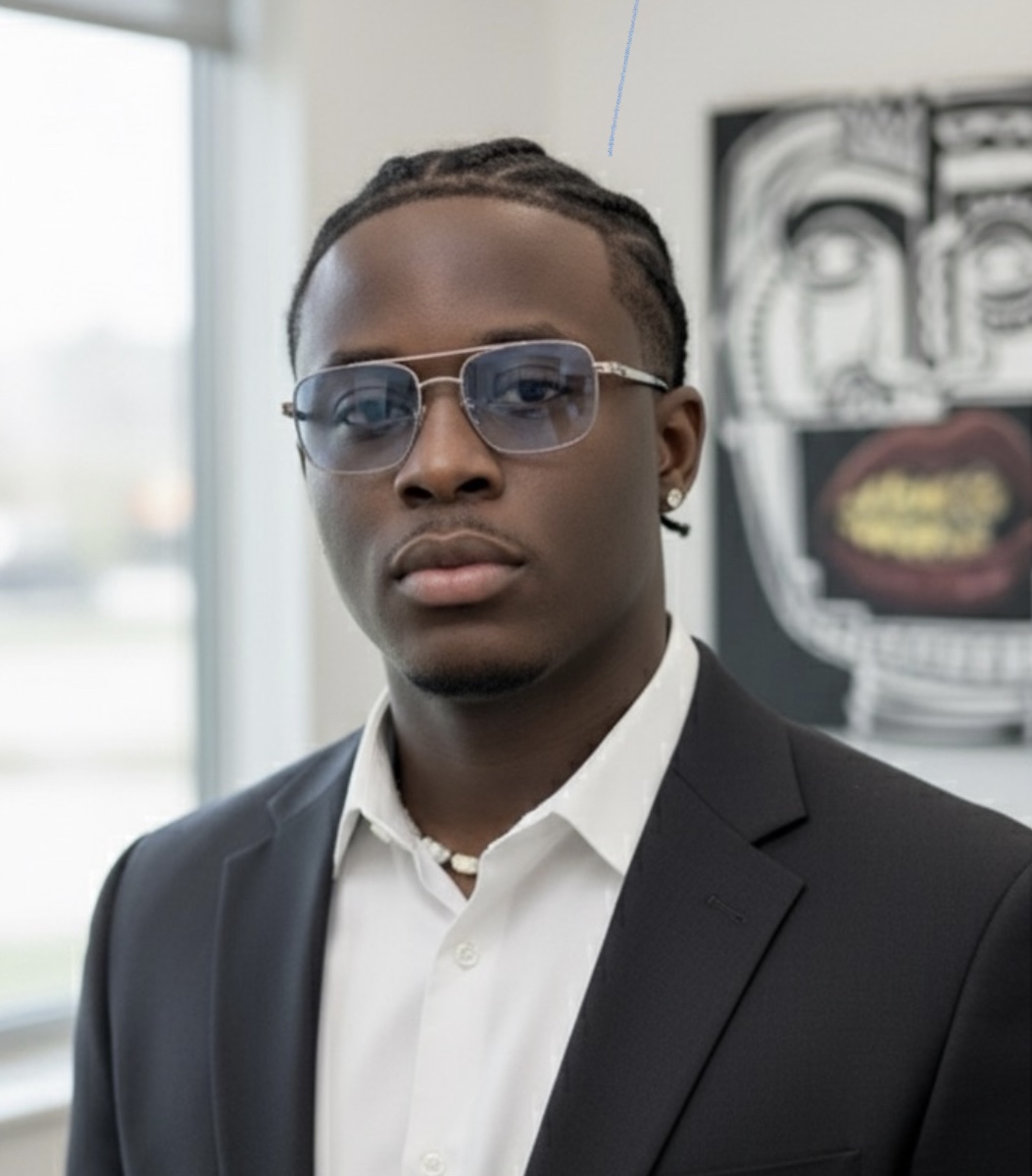 Afolabi headshot